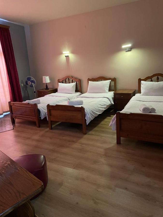 Hotel Era Tbilisi ภายนอก รูปภาพ