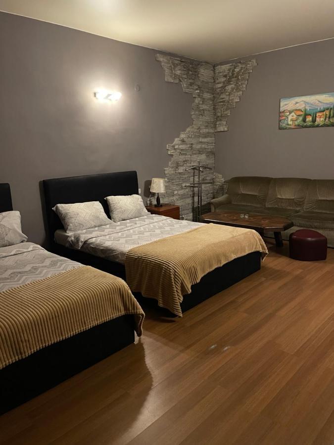 Hotel Era Tbilisi ภายนอก รูปภาพ